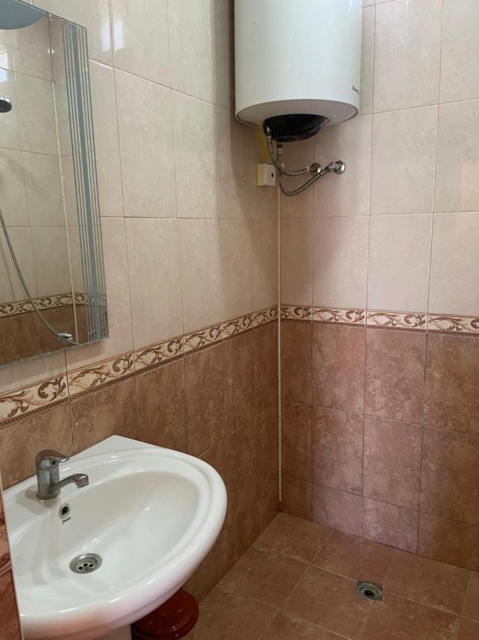 לינה וארוחת בוקר נברן Rey 2 מראה חיצוני תמונה